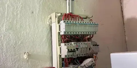 dépannage électrique à Brains - image 2