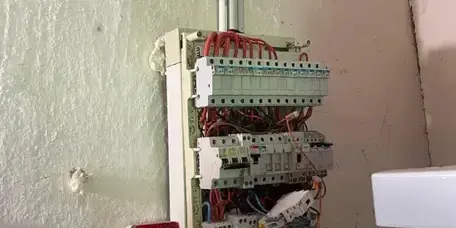 dépannage électrique à Chaumes-en-Retz - image 2