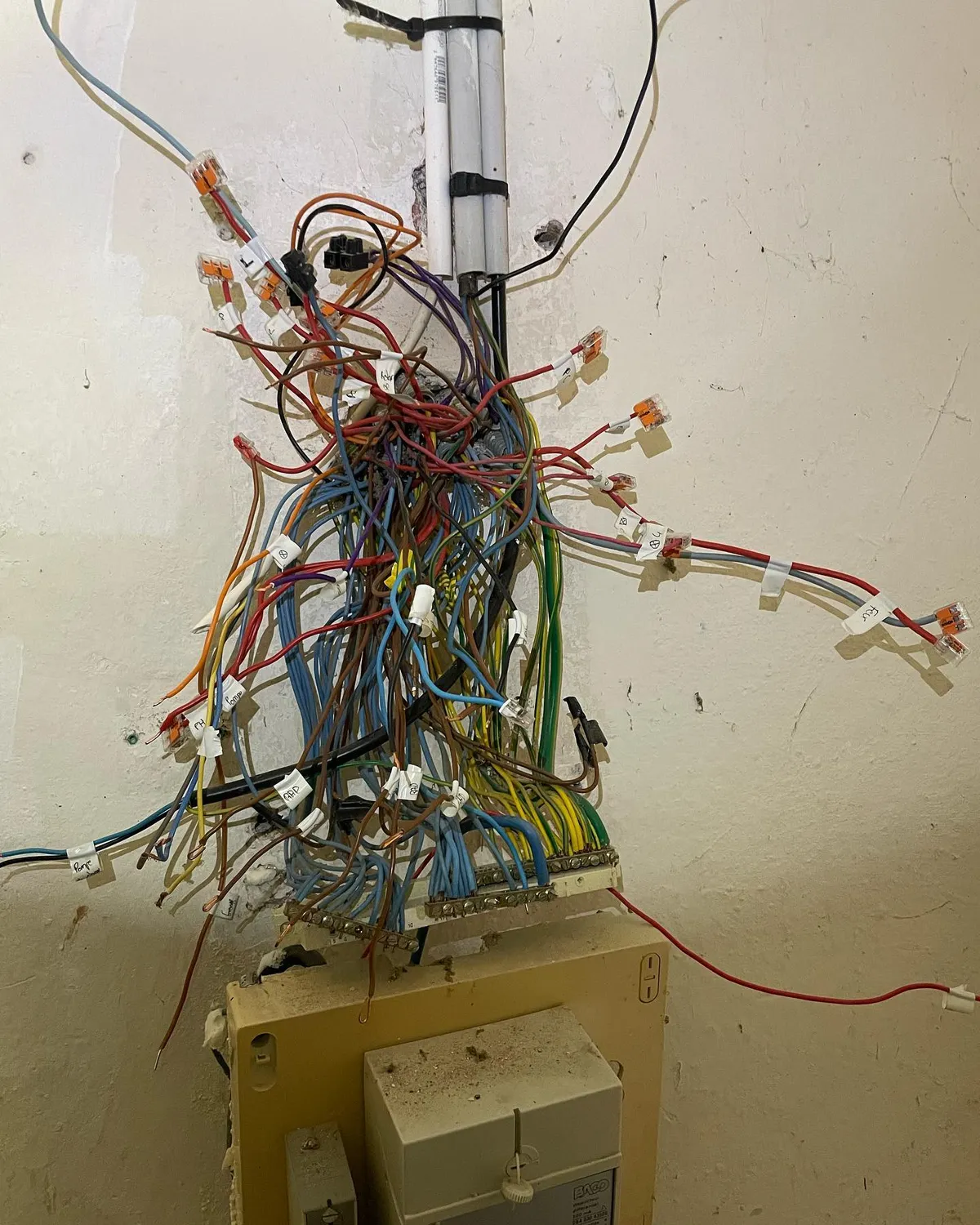 electricien saint mars de coutais