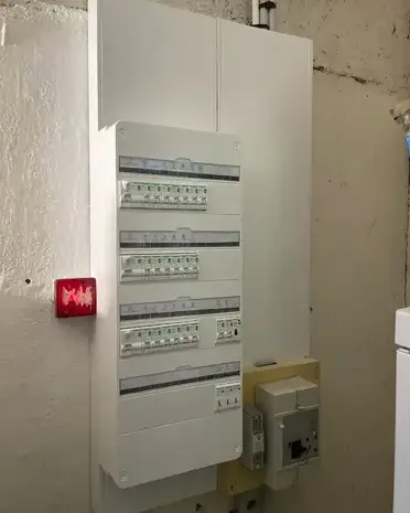 rénovation électrique à Port-Saint-Père - image 2